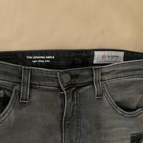 Adriano Goldschmied Skinny Destroyed Ankle Jeans - Picture 10 of 16